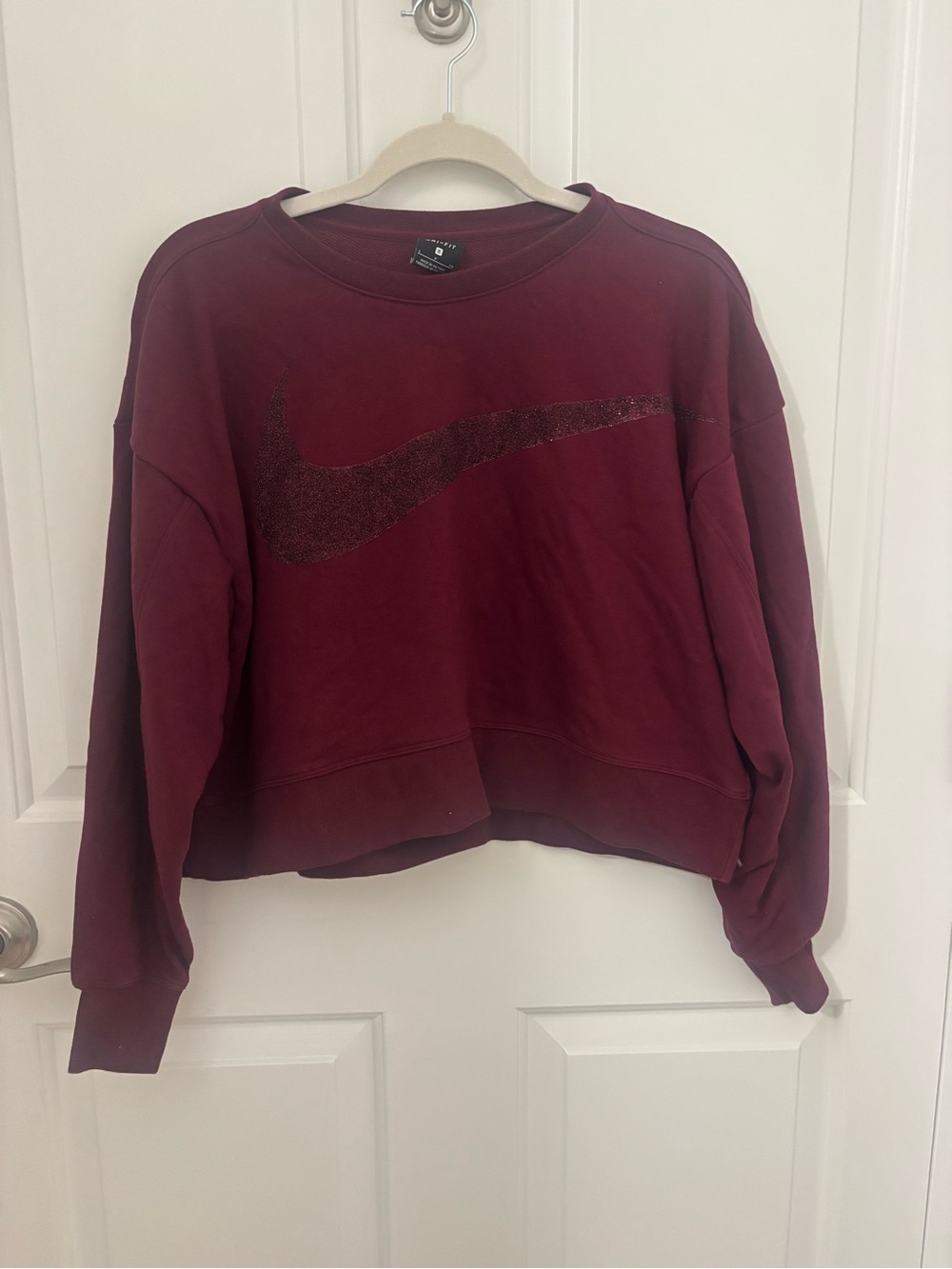 Nike Women's Dry Fit Sparkle Maroon Crop Crew Sweatshirt size S
